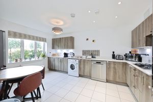 Photo 14- click for photo gallery